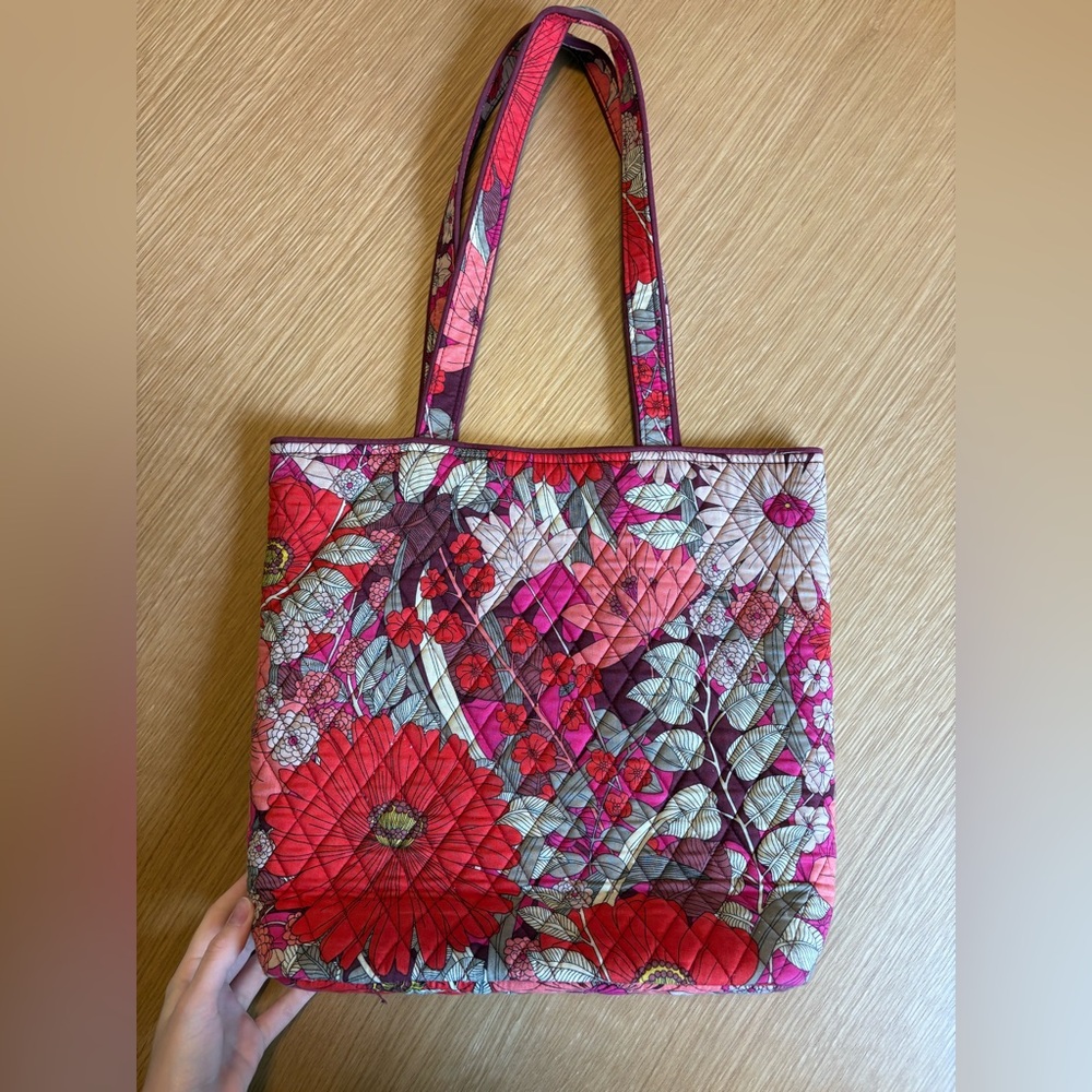 Vera Bradley Floral Quilted Tote Bag - Picture 4 of 6